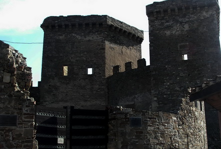 Генуэзская крепость в Судаке. Главные ворота
